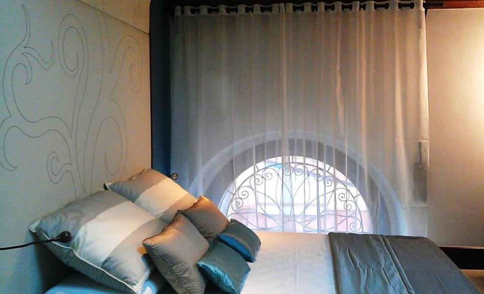 Hotel Palazzo Fortunato SantʼAgata di Militello Zimmer foto